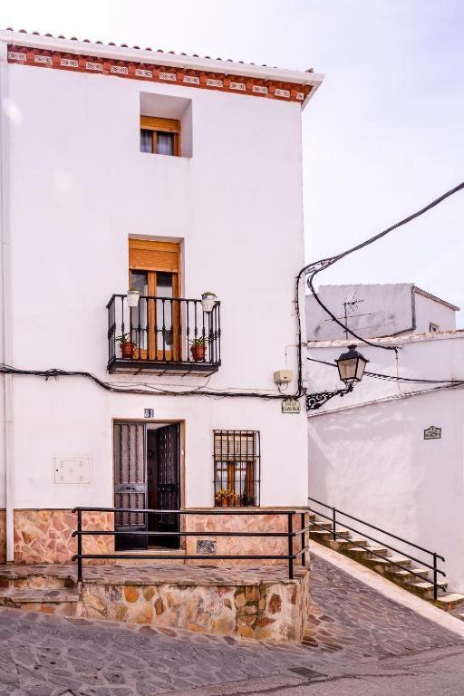 Villa Casa De Pueblo à Martos Extérieur photo